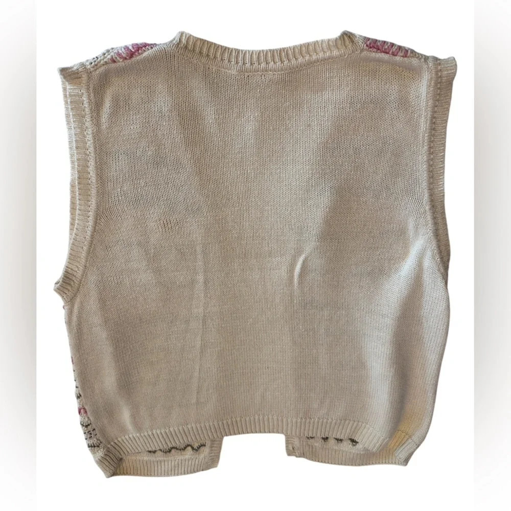 Northern Reflections Sleeveless cardigan sweater vest. Preppy cottage core